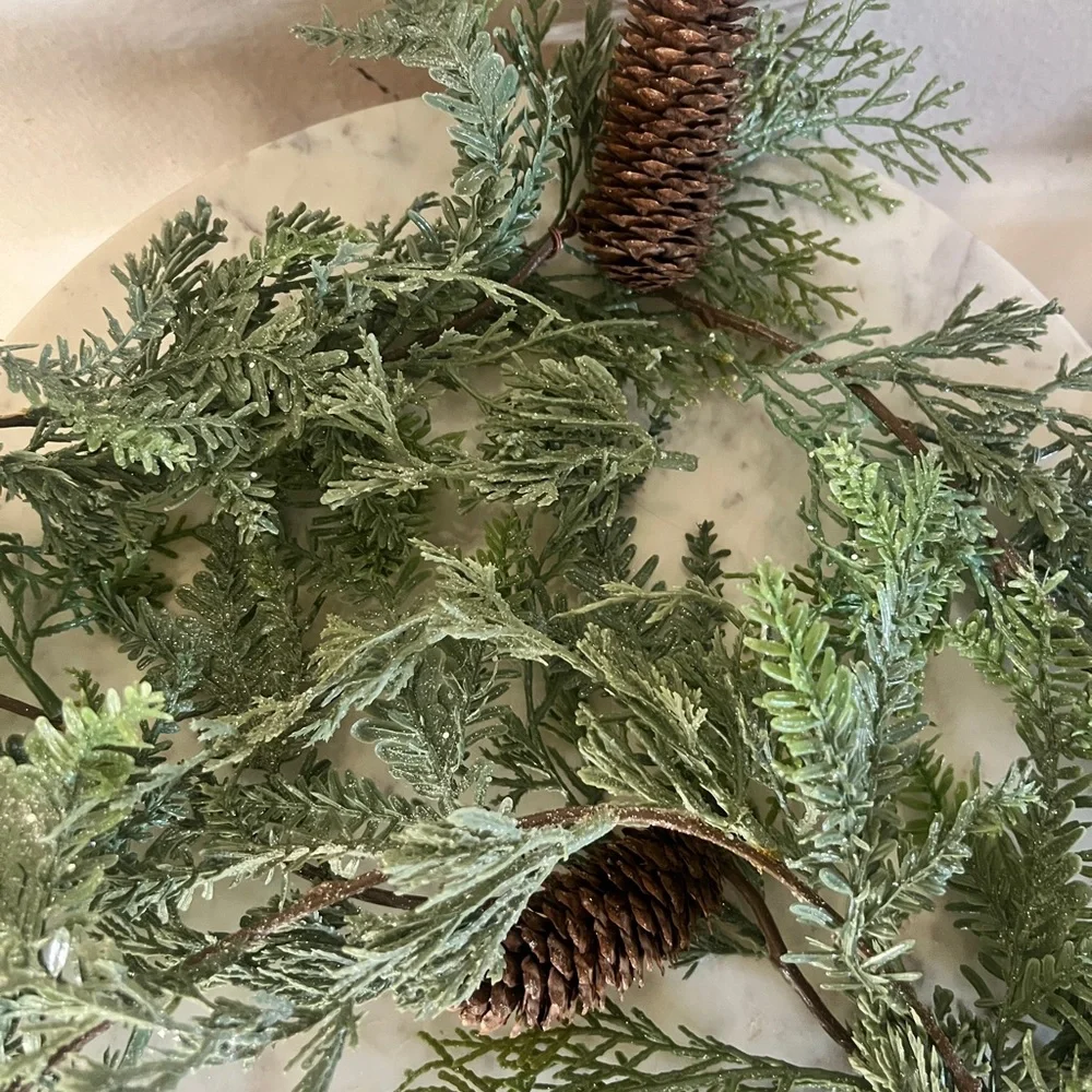 Set of Six - 6 feet Ashland Green Holiday Garland with Pinecones